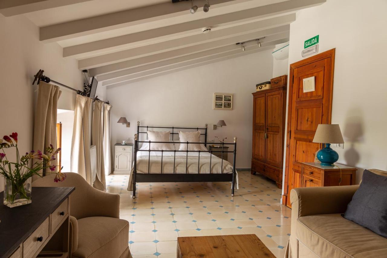 Hotel Cal Secretari Vell - Turismo de Interior La Cabaneta Esterno foto